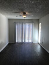 1904 E Harold Ave in Visalia, CA - Building Photo - Building Photo