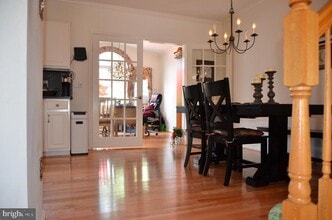 43060 Francis Square in Chantilly, VA - Building Photo - Building Photo