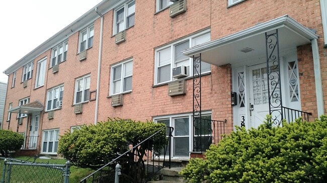property at 385 Stuyvesant Ave.