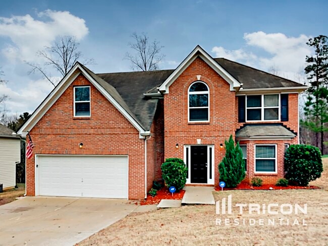 11051 Southwood Dr in Hampton, GA - Building Photo - Building Photo