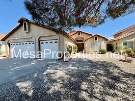 14390 Hillsborough Dr in Victorville, CA - Building Photo