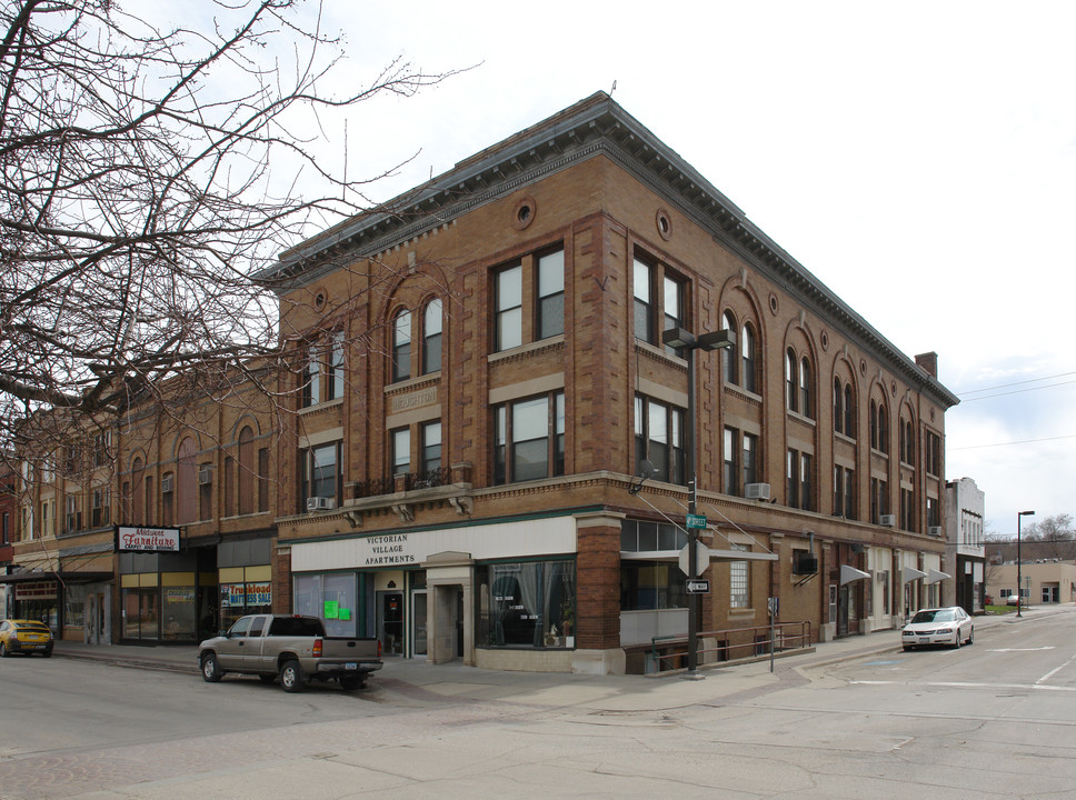 Victorian Village Apartments in Red Oak, IA - Building Photo