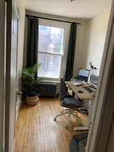 215 Kent St in Ottawa, ON - Building Photo - Building Photo