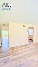 506 Moseley Dr in Charlottesville, VA - Building Photo - Building Photo
