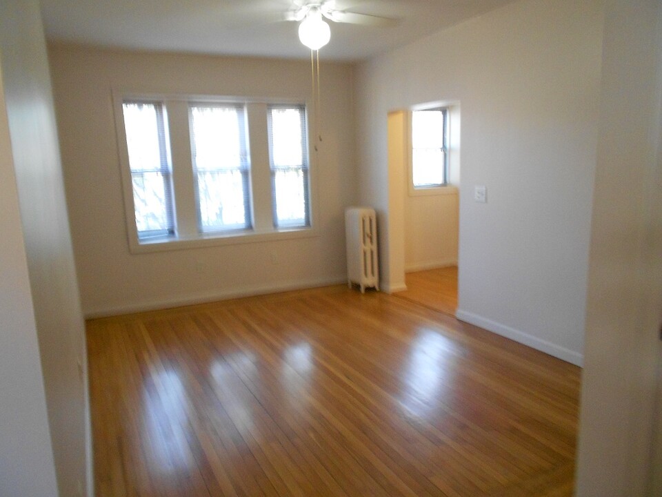 12 Edgerly Rd, Unit 33 #13 in Boston, MA - Building Photo