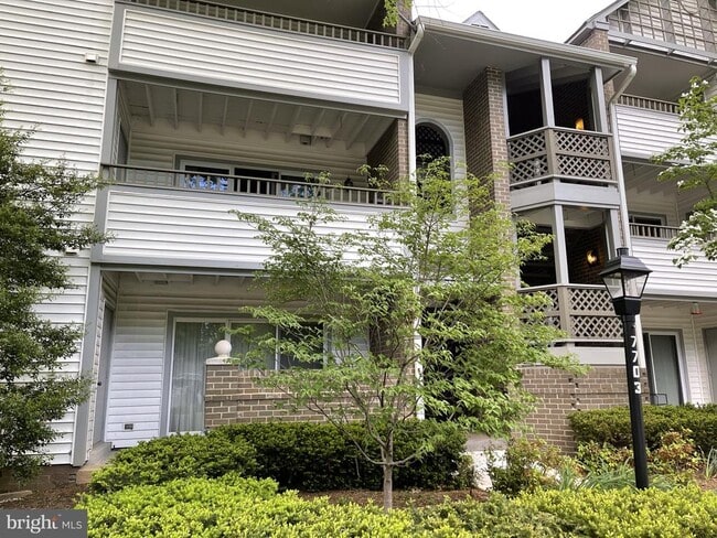 property at 7703 Lafayette Forest Dr