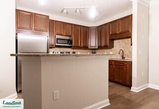 3000 Renaissance Park Pl in Cary, NC - Building Photo - Building Photo