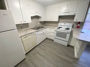 419 Clarence St in Lake Charles, LA - Building Photo - Building Photo