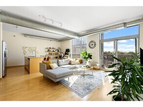 1211 Lagoon Ave in Minneapolis, MN - Building Photo - Building Photo