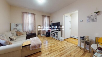 19 Harvard St in Everett, MA - Building Photo - Building Photo