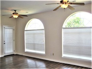 7138 Arcastle Loop E in Southaven, MS - Building Photo - Building Photo