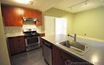 One Short North in Columbus, OH - Foto de edificio - Building Photo