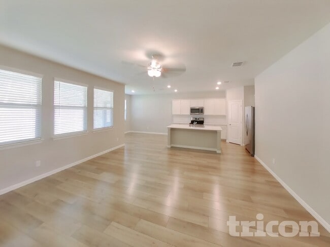 219 Jenkinson Dr in Fate, TX - Foto de edificio - Building Photo