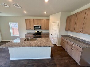 117 Rocky View Ln in Andice, TX - Building Photo - Building Photo