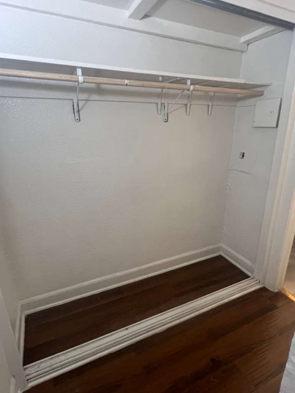 904 S Catalina St in Los Angeles, CA - Foto de edificio - Building Photo