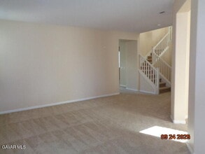 42308 Klamath Ln in Quartz Hill, CA - Building Photo - Building Photo