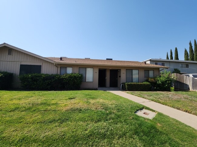 property at 934 Briarwood Dr