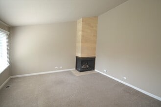 183 Cascade Dr in Indian Head Park, IL - Building Photo - Building Photo