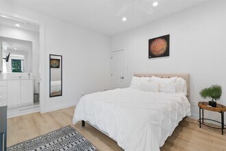 4305 Roseland Ave in Dallas, TX - Building Photo - Building Photo