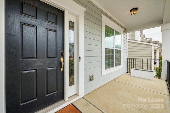 327 Hawks Creek Pkwy in Fort Mill, SC - Building Photo - Building Photo