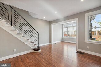 1974 73rd Ave in Philadelphia, PA - Building Photo - Building Photo