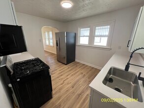 2015 S Hackley St in Muncie, IN - Foto de edificio - Building Photo