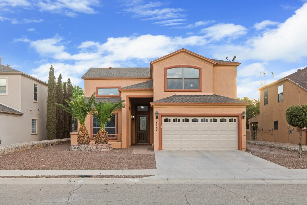 3103 Sunny Prairie Dr in El Paso, TX - Building Photo