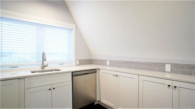 83 Main St in Norwalk, CT - Building Photo - Building Photo