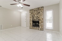 1348 Andes Dr in Winter Springs, FL - Foto de edificio - Building Photo