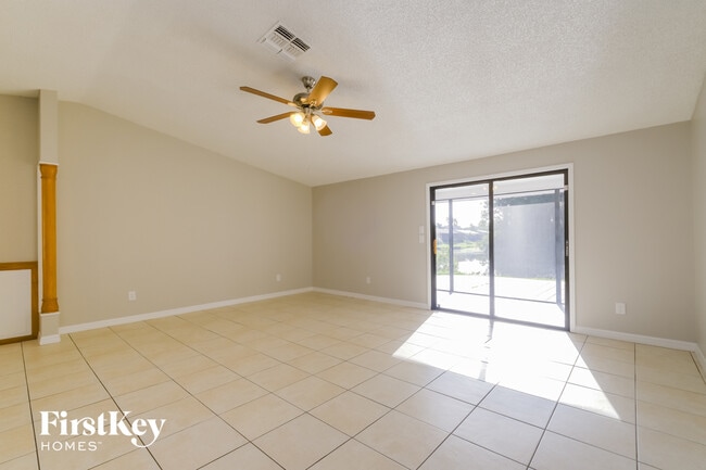 4544 Weasel Dr in New Port Richey, FL - Building Photo - Building Photo