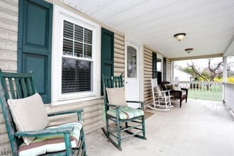 60 Ramapo Ave in Oakland, NJ - Building Photo - Building Photo