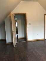 34 Summit Ave, Unit 34 Summit in Springfield, VT - Building Photo