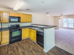 The Cole Apartments in Fayetteville, NC - Building Photo - Building Photo