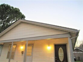 501 Mounts Ave in Denton, TX - Building Photo
