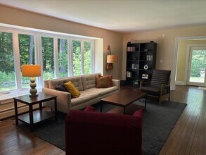 32 Sheep Pasture Rd in Madison, CT - Building Photo - Building Photo