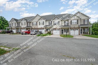 402 Beaumont Cir in Clemmons, NC - Building Photo - Building Photo