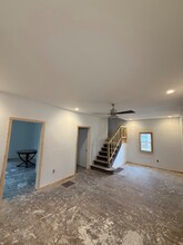 327 E Stuart Ave in Decatur, IL - Building Photo - Building Photo