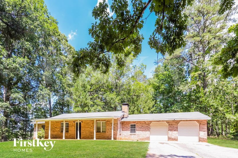 6580 Short Rd in Fairburn, GA - Building Photo