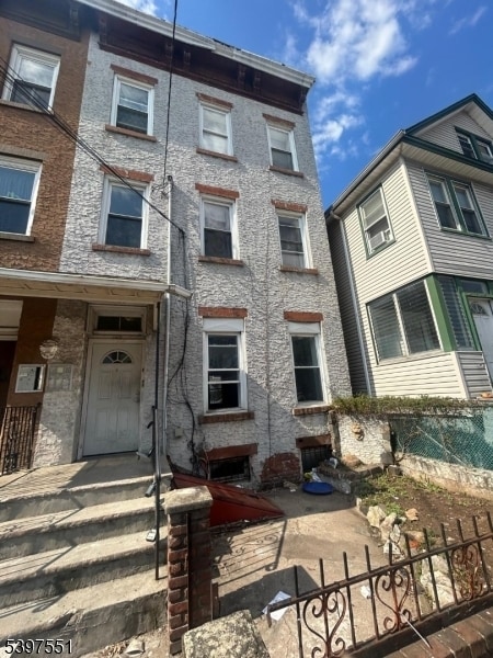 property at 146 Ripley Pl