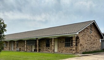 1033 Giovanni St in Lake Charles, LA - Building Photo