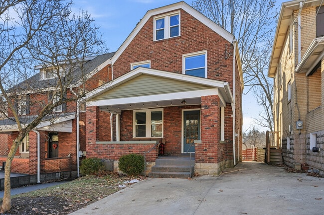 1424 Macon Ave in Pittsburgh, PA - Building Photo - Building Photo