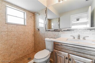 1023 SE 17th Ave in Cape Coral, FL - Building Photo - Building Photo