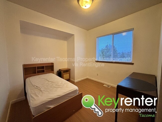 property at 7630 S Yakima Ave