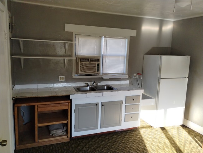 property at 169 SE Camelot Loop