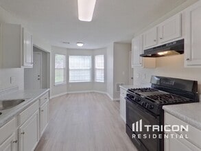 464 Berkshire Pl in Fairburn, GA - Building Photo - Building Photo