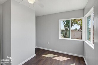 3131 Chamoune Ave in San Diego, CA - Building Photo - Building Photo