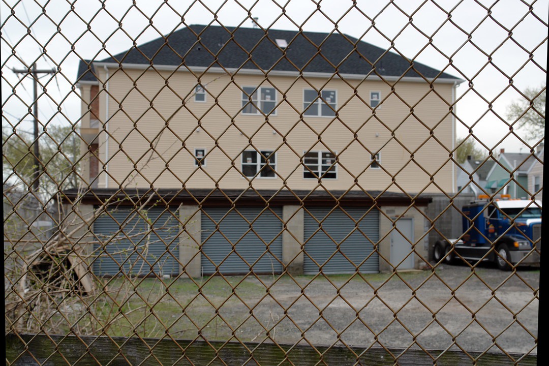 7-11 Vincent St in Newark, NJ - Building Photo