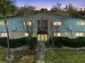 1695 Lee Rd in Winter Park, FL - Building Photo