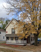 410 Washtenaw Ave in Ypsilanti, MI - Building Photo