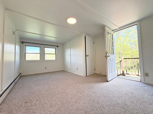 1003 Osgood Hill Rd, Unit B in Westford, VT - Foto de edificio - Building Photo